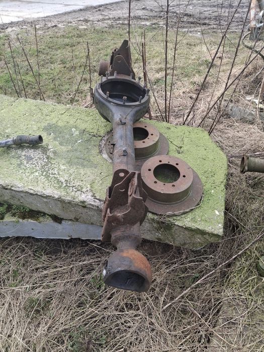 Pochwa obudowa mostu przód Nissan patrol gr Y60