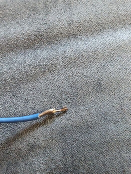 Kabel zasilający 2x 1.8m z wtyczką euro do lampki, radia, led