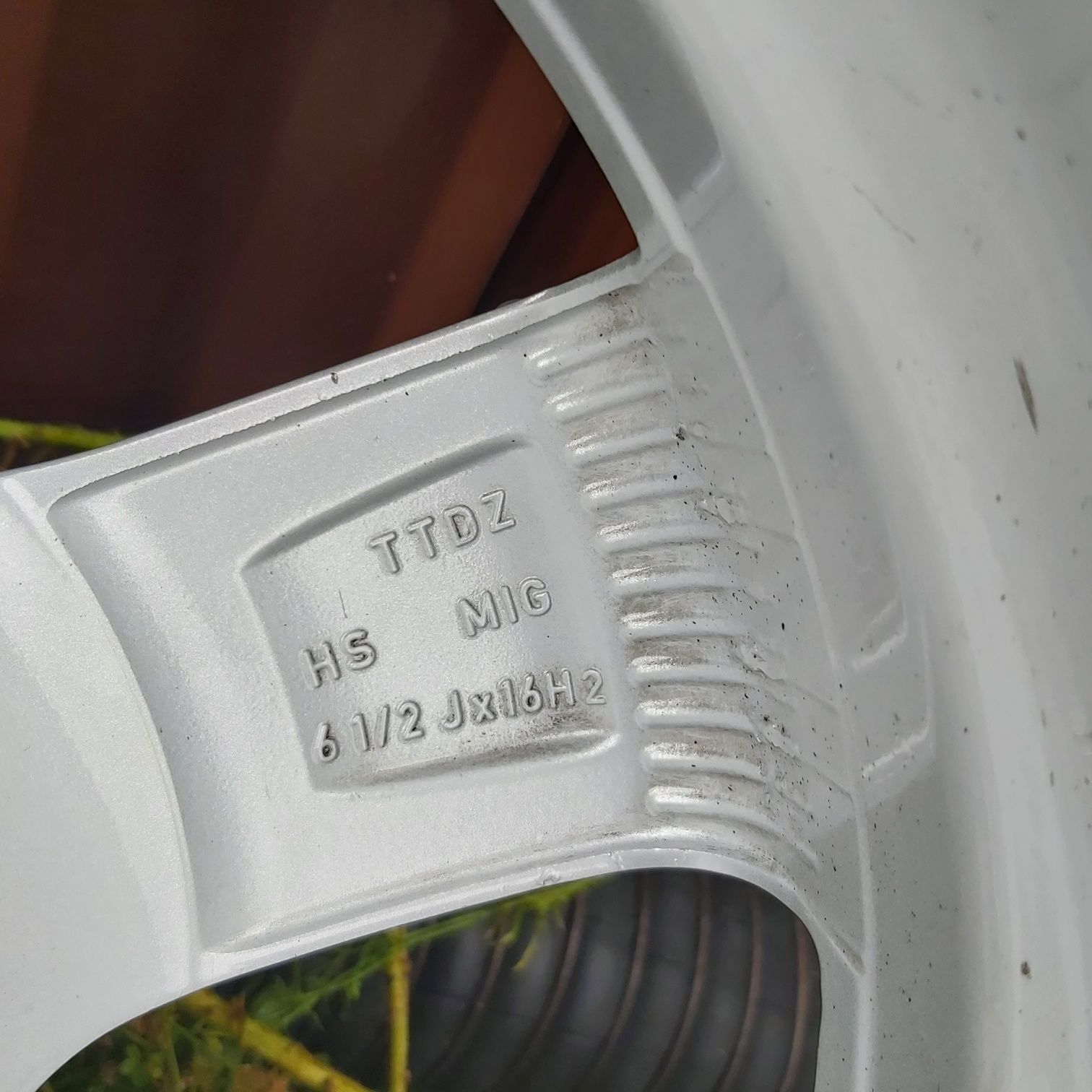 Koła ford 5x108 r 16