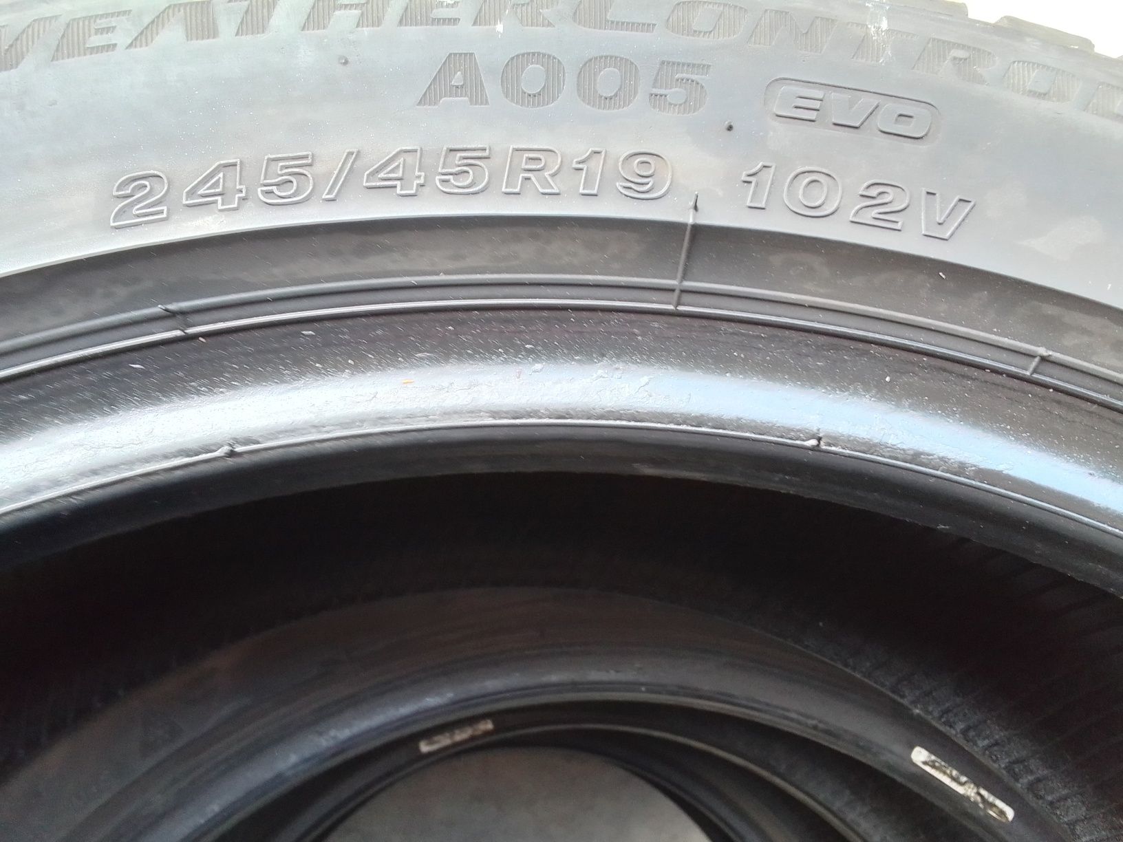 Cena za 4 Opony wielosezonowe 245/45r19 BRIDGESTONE 2021r