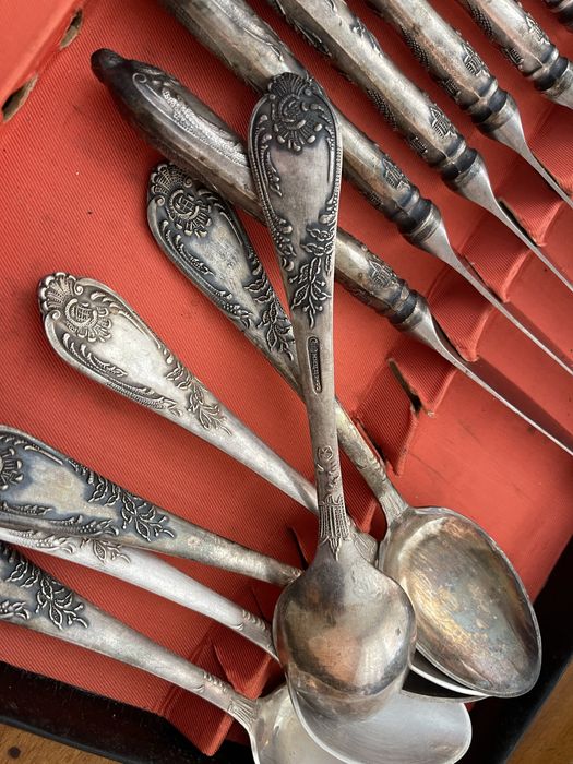 Набір Ложок та ножів із СССР мельхіор