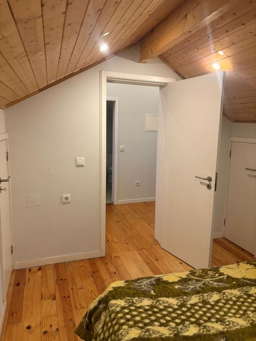 Arrenda-se quarto em avintes