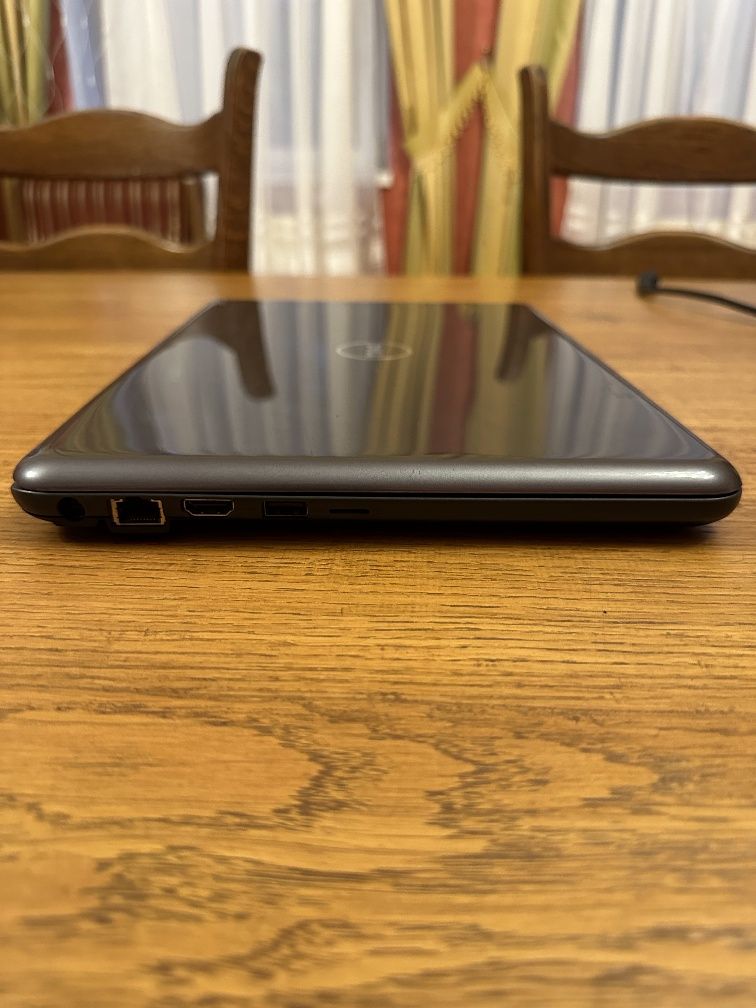 Продам Dell Latitude 3380 i3 , 8GB , 256GB SSD , в хорошем состоянии !