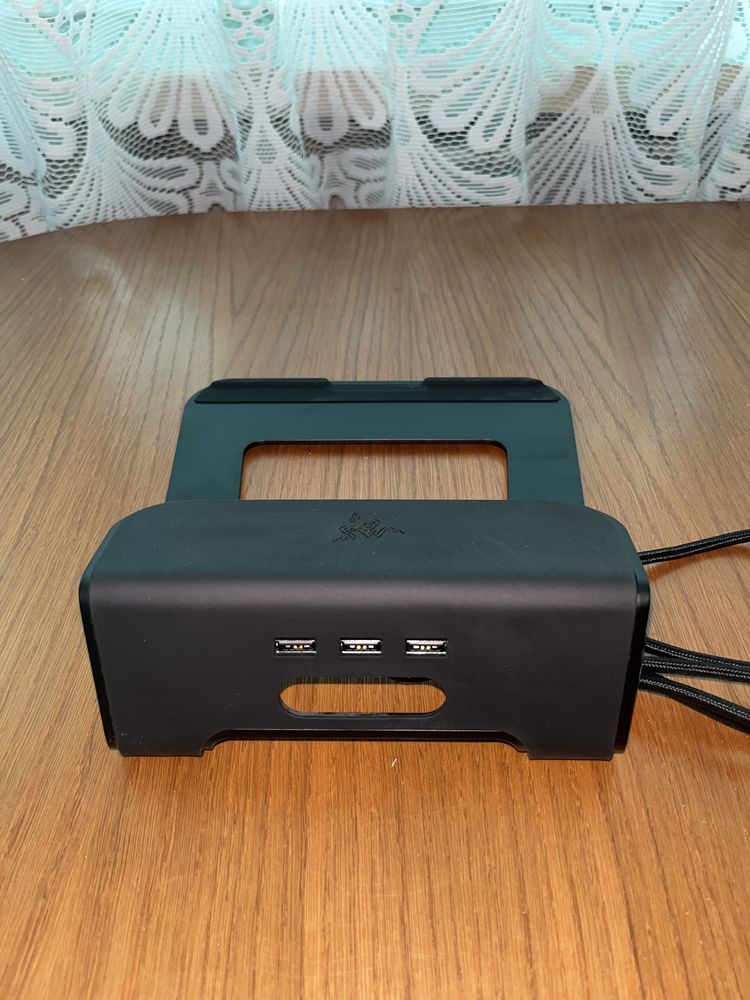 Podstawka pod laptopa RAZER Chroma V2