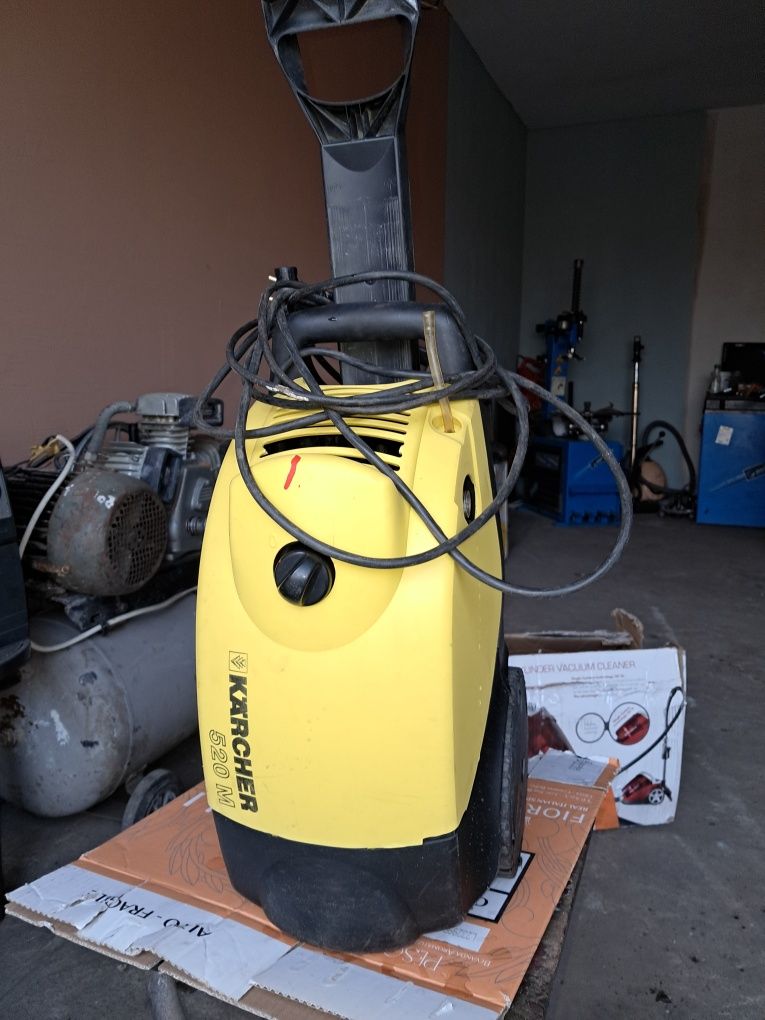 Мийки karcher kercher  520М