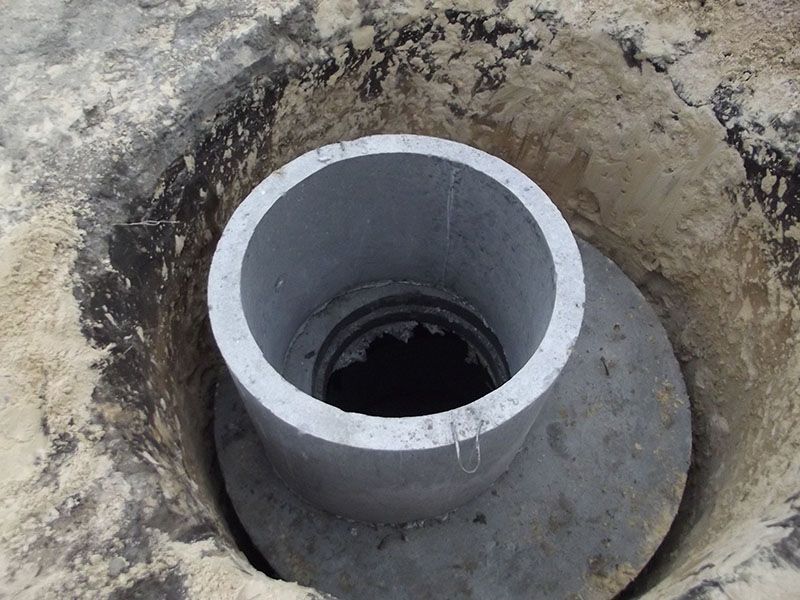 ЗБ кільця Маніпулятор Септик Каналізація Вигрібна яма Копка траншей