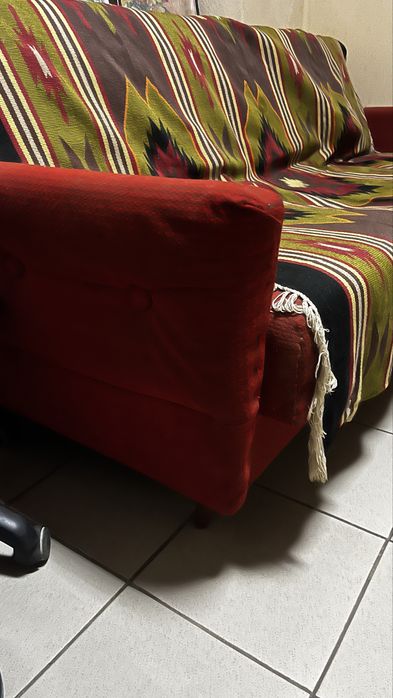 Диван рощкрадний книжка радянського періоду випуску