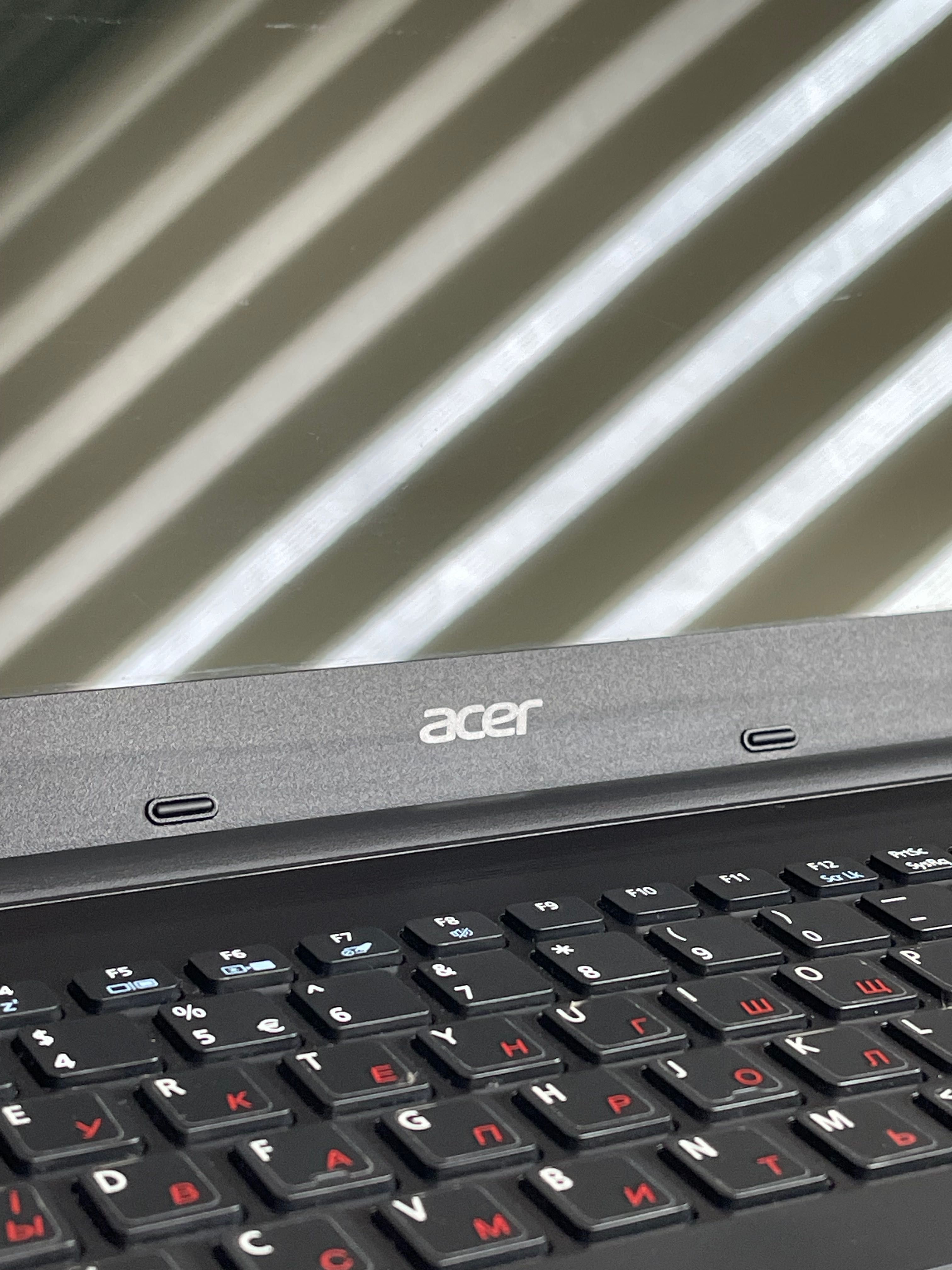 Laptop Acer E15 bardzo ładny stan