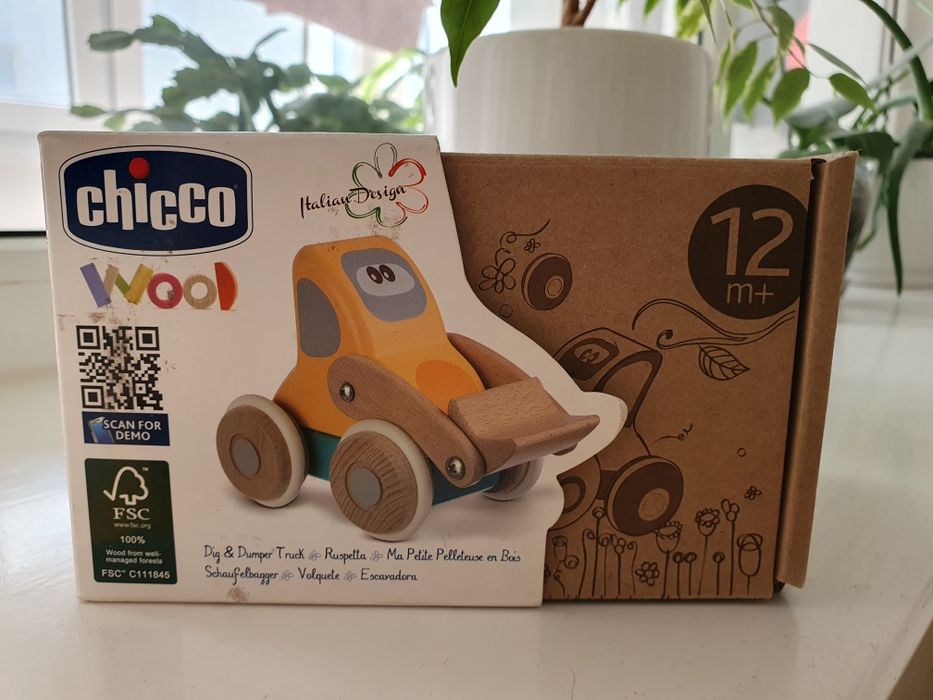 Дерев'яний трактор, тракторець chicco