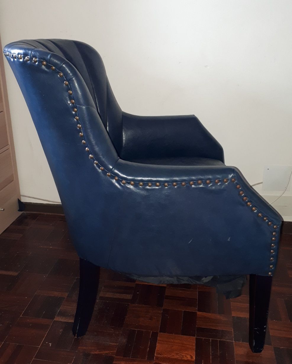 Cadeirão Vintage Azul