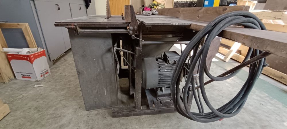 Heblarka trajzega krajzega piła stołowa