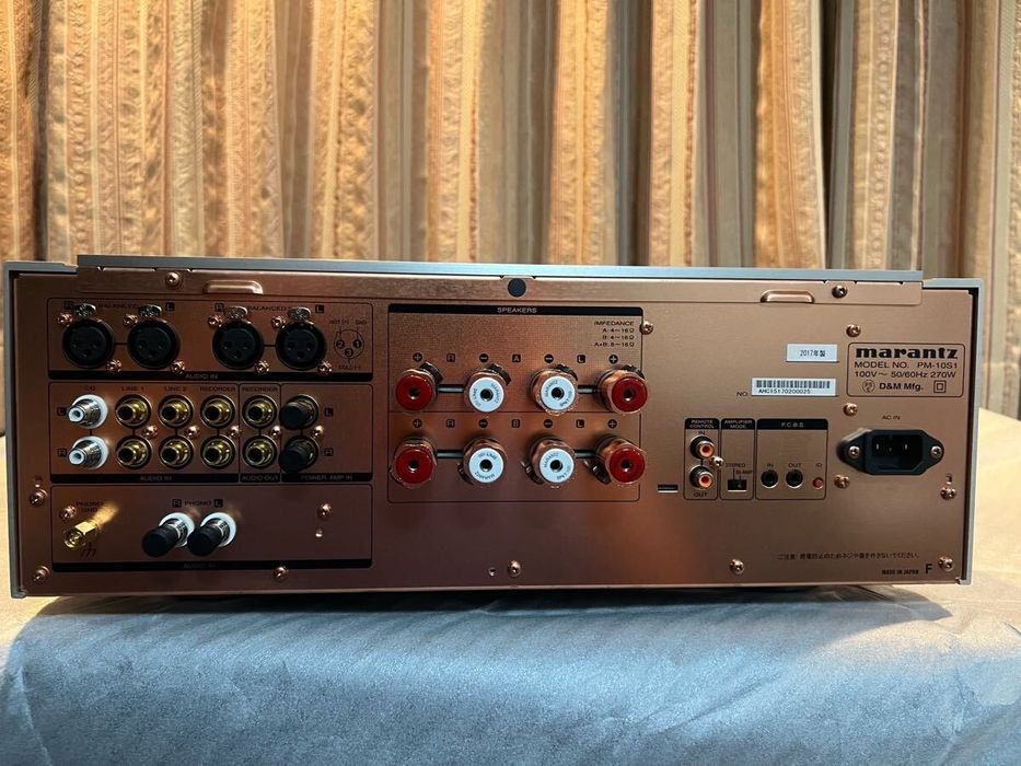 Интегральный усилитель Marantz PM10