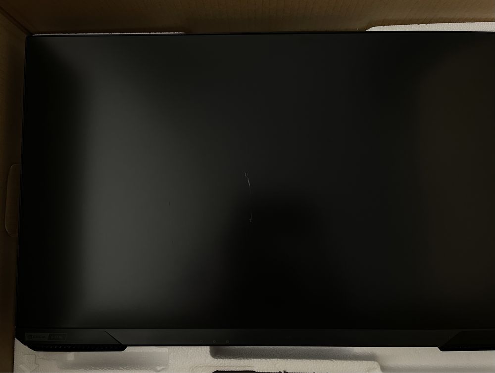 Продам разбитый монитор 27’’ Samsung S27AG500PI