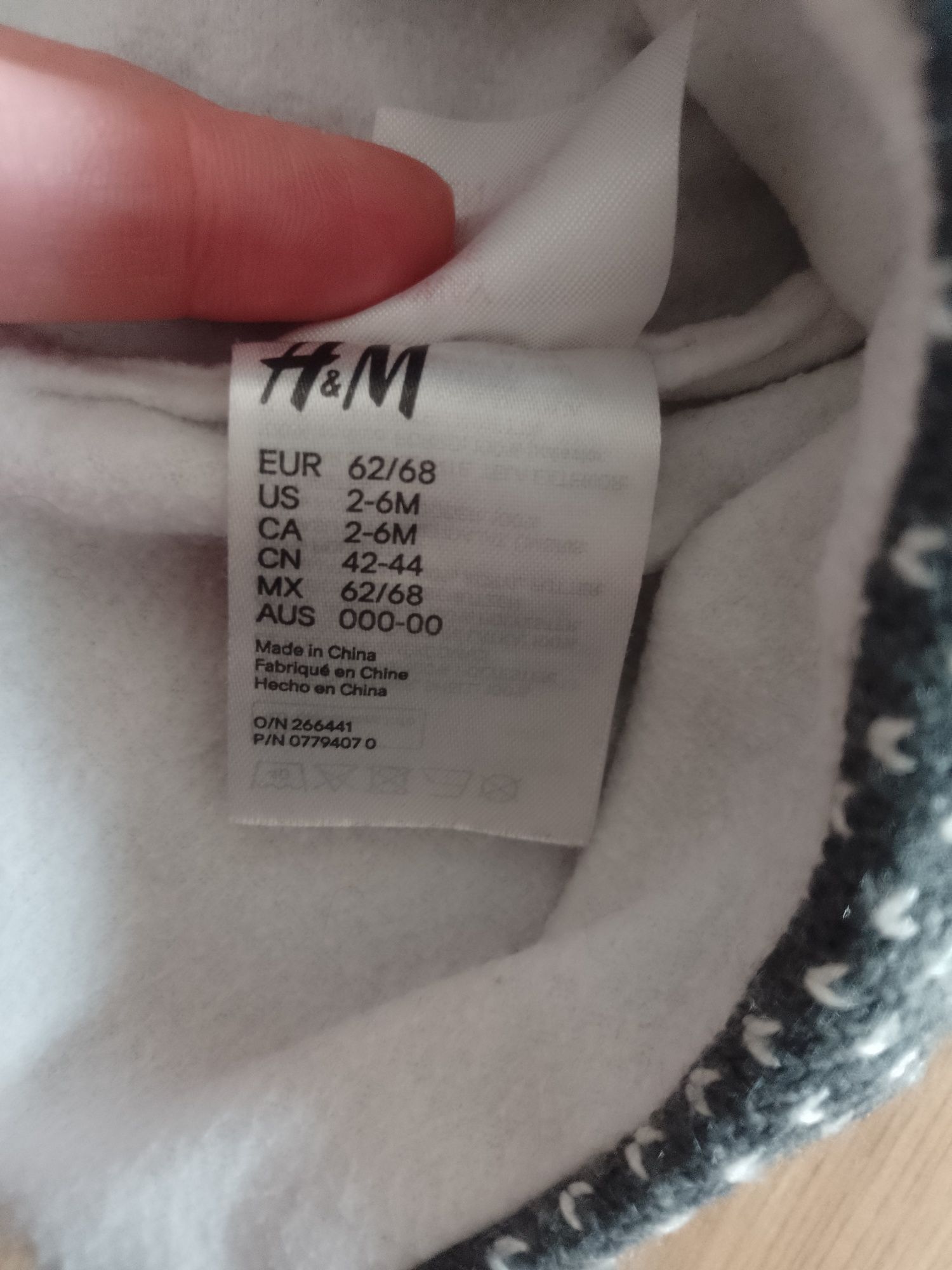 Zimowa ciepła czapka 74