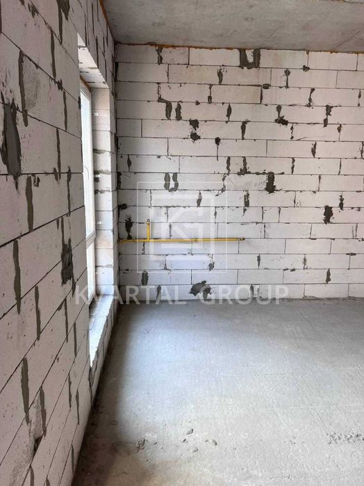 БЕЗ КОМІСІЇ! ТаунХаус 2 поверхи.3 кімнати+кухня студія.БЕЗ РЕМОНТУ.ГАЗ