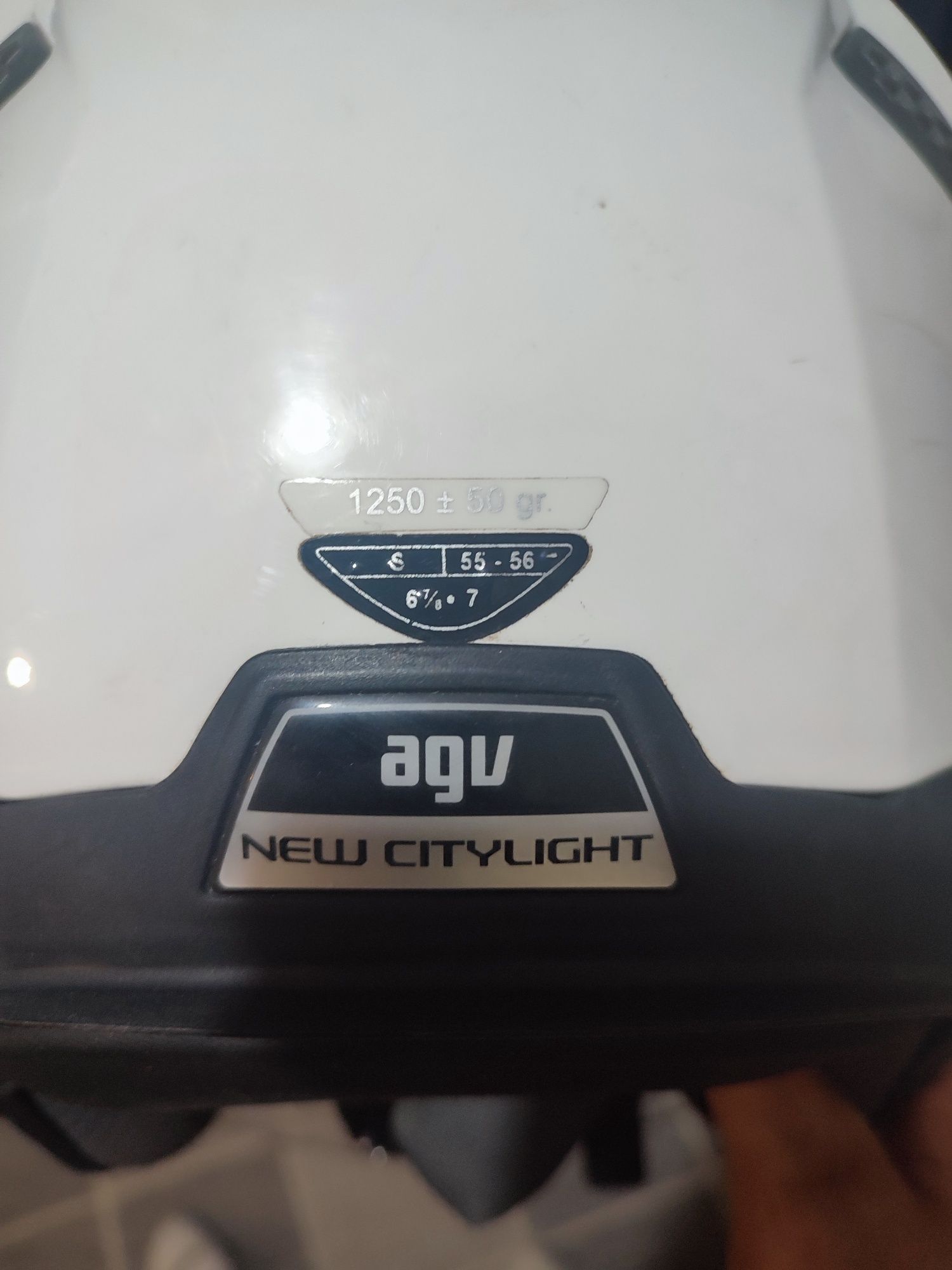 Шолом нітро нолан .agv-2000
