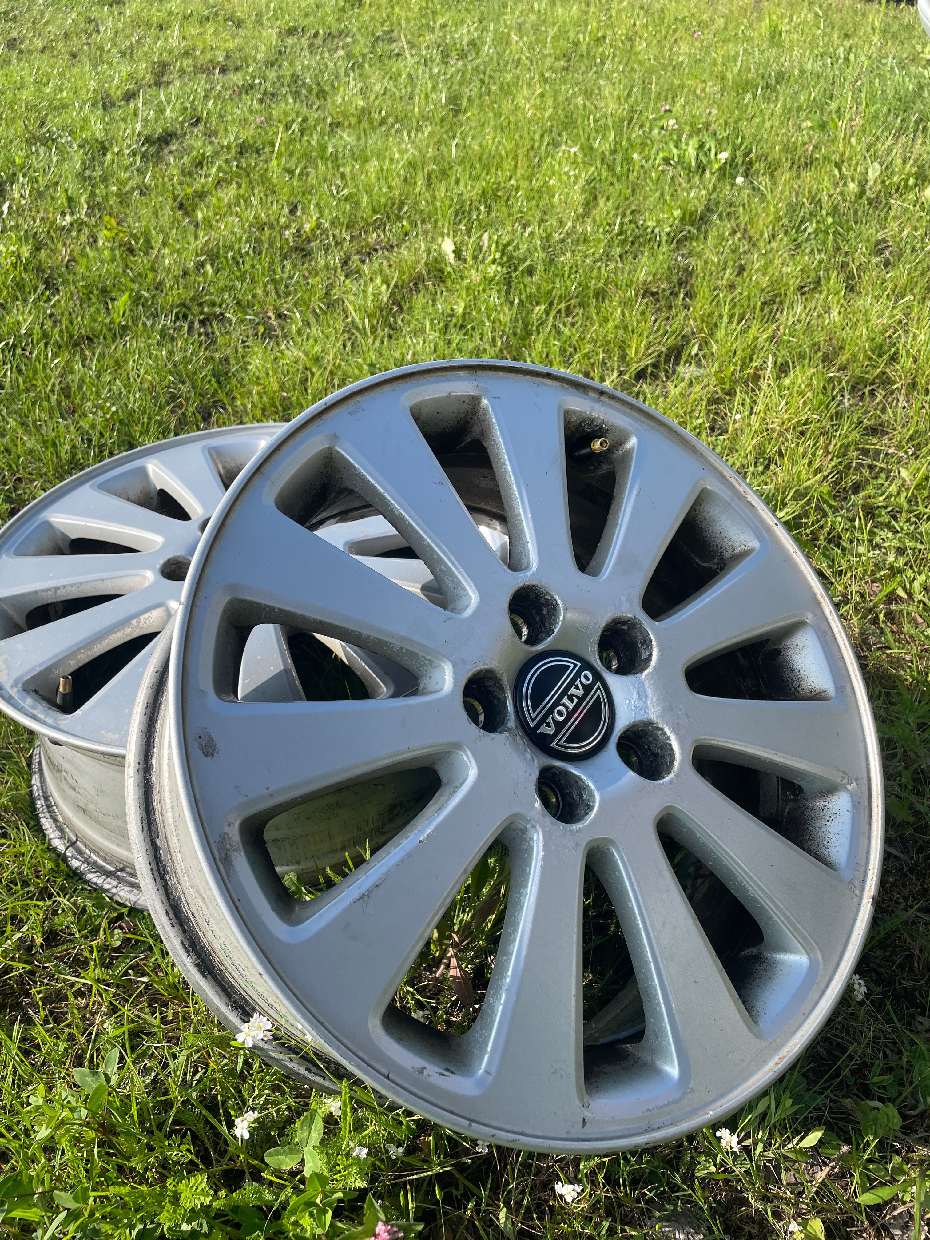 Felgi aluminiowe Volvo 16” – 4 sztuki