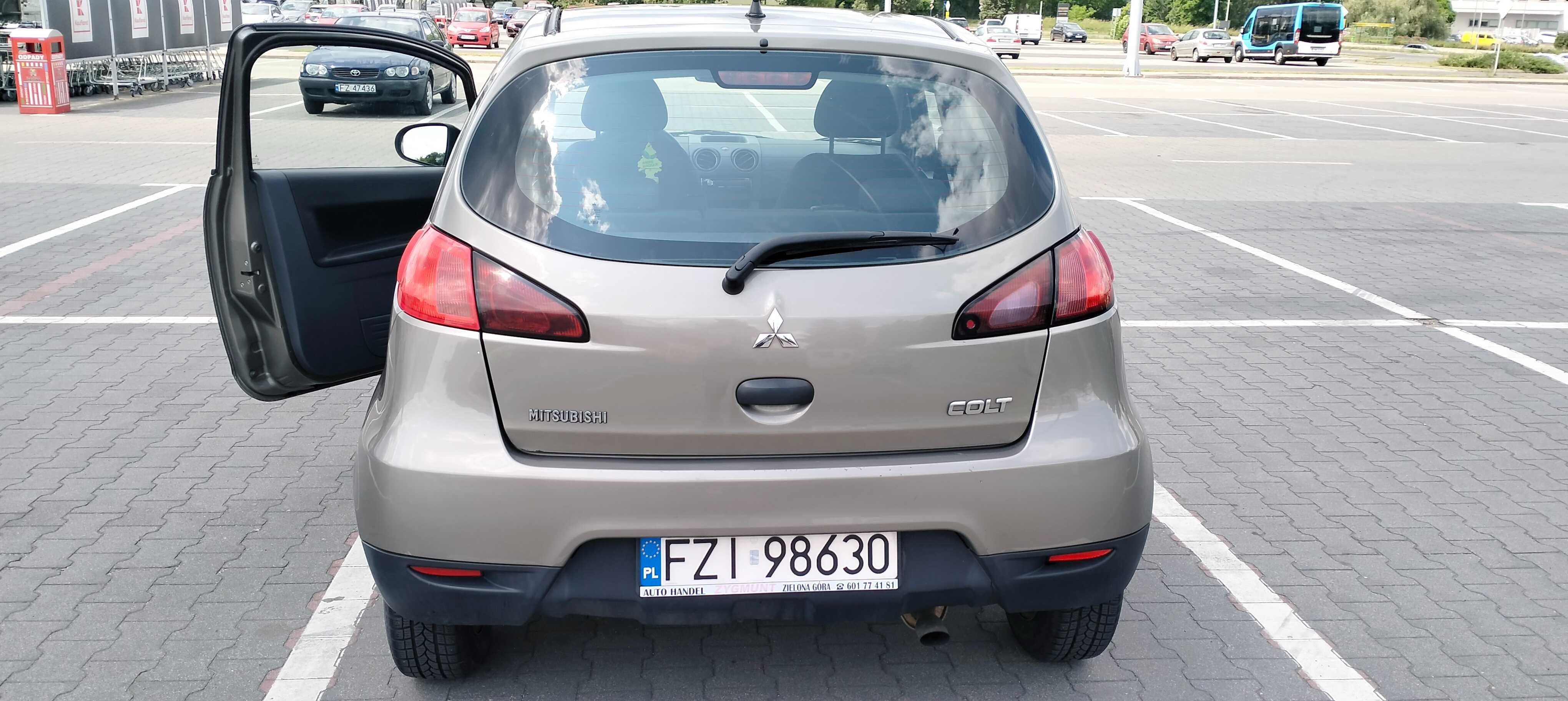 Mitsubishi Colt 2009