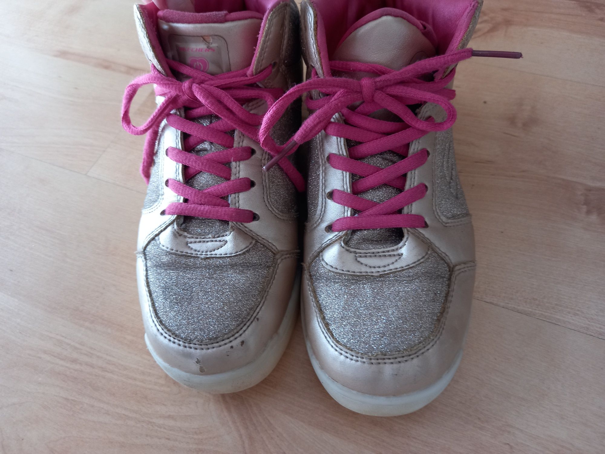 Buty świecące Skechers Energy lights r 34