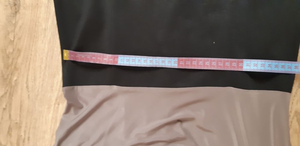 Sukienka quiosque śliczna 38