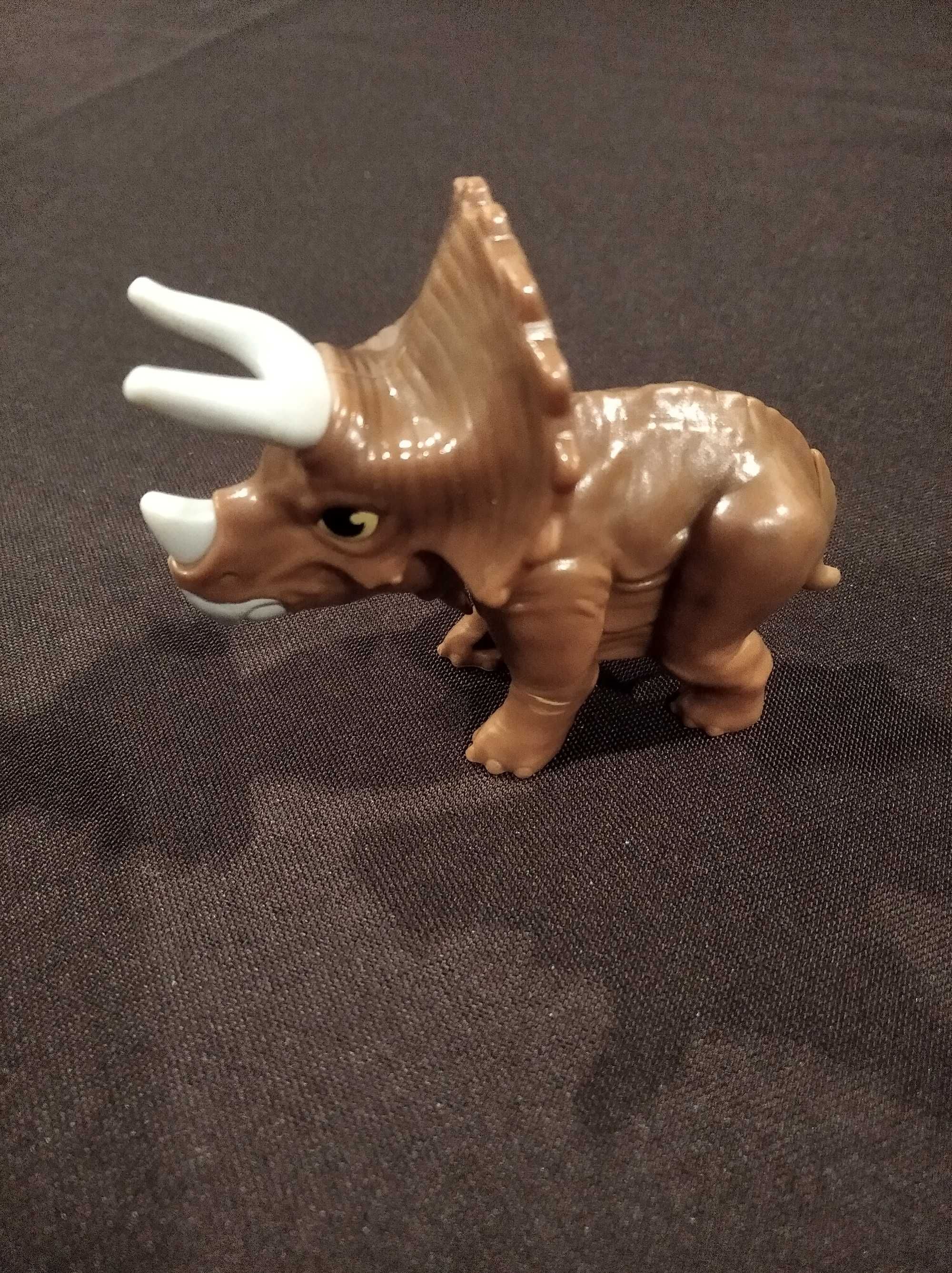 Dinossauros Jurassic World McDonald's