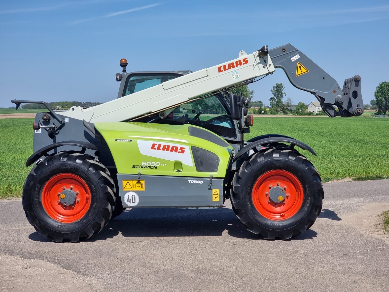 Ładowarka teleskopowa Claas 6030 CP