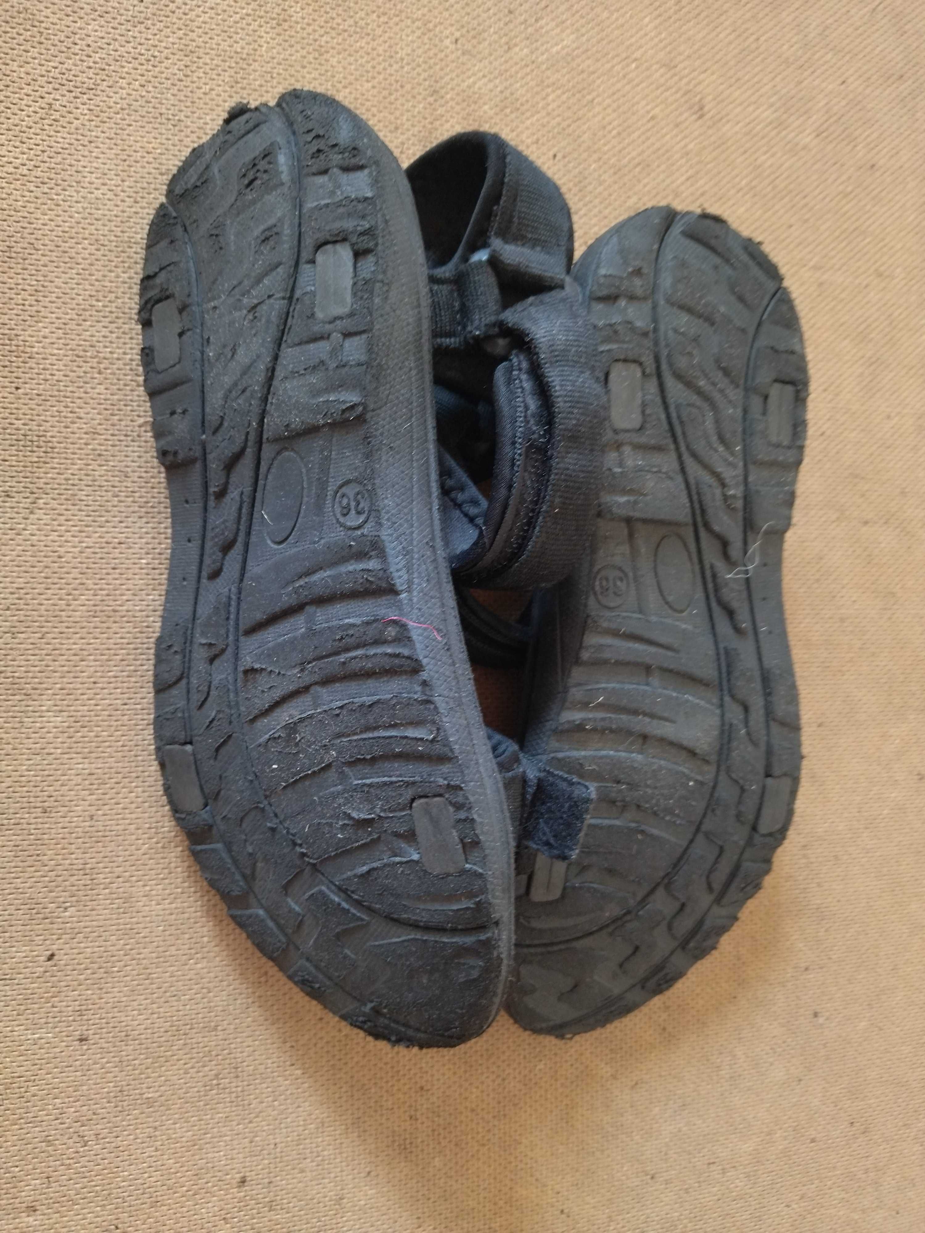 Продам босоніжки жіночі/підліткові Sport, Німеччина.