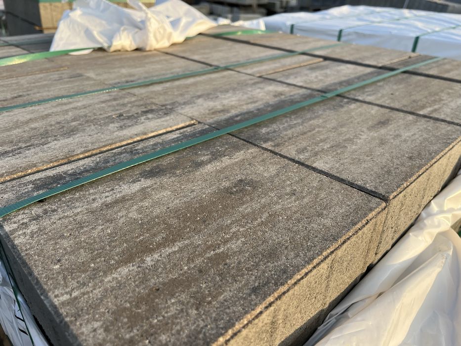 Kostka Moderna pustynny swit. Promocja