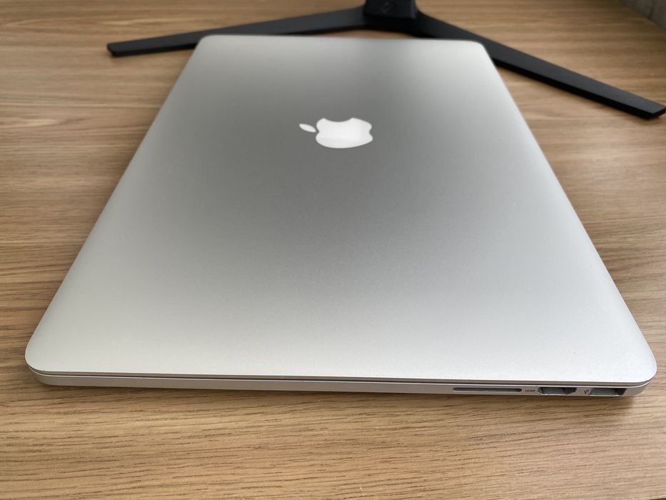 Macbook pro 15, 2015 A1398, 250gb