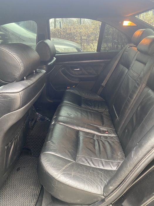 Продам BMW E39 528i