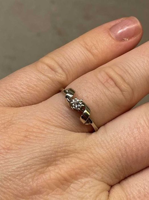 Śliczny Złoty Pierścionek - 14K - 2,16g - DIAMENT - KRAKÓW