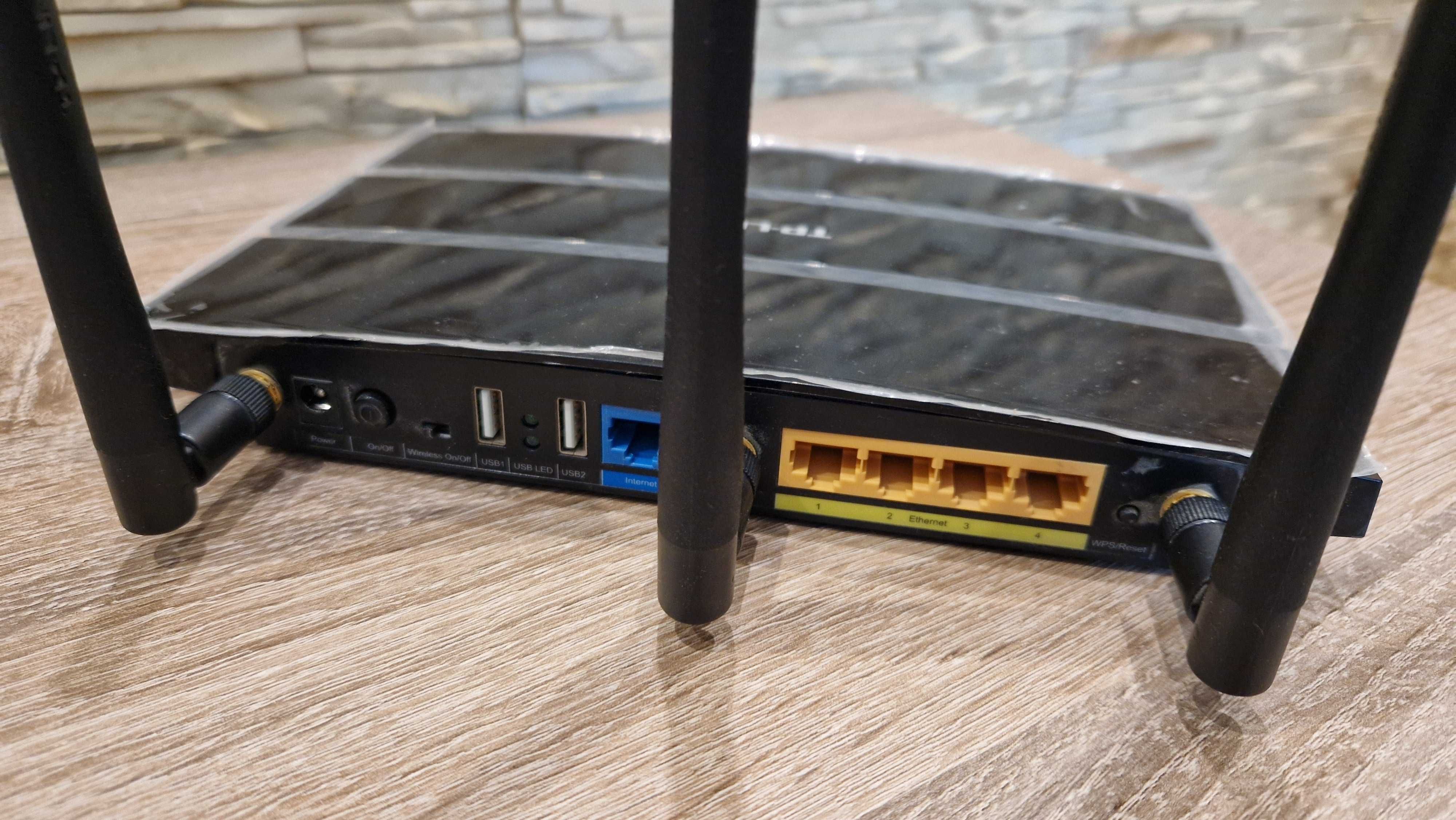 TP-Link TL-WDR4300 (802.11a/b/g/n 750Mb/s) 2xUSB DualBand