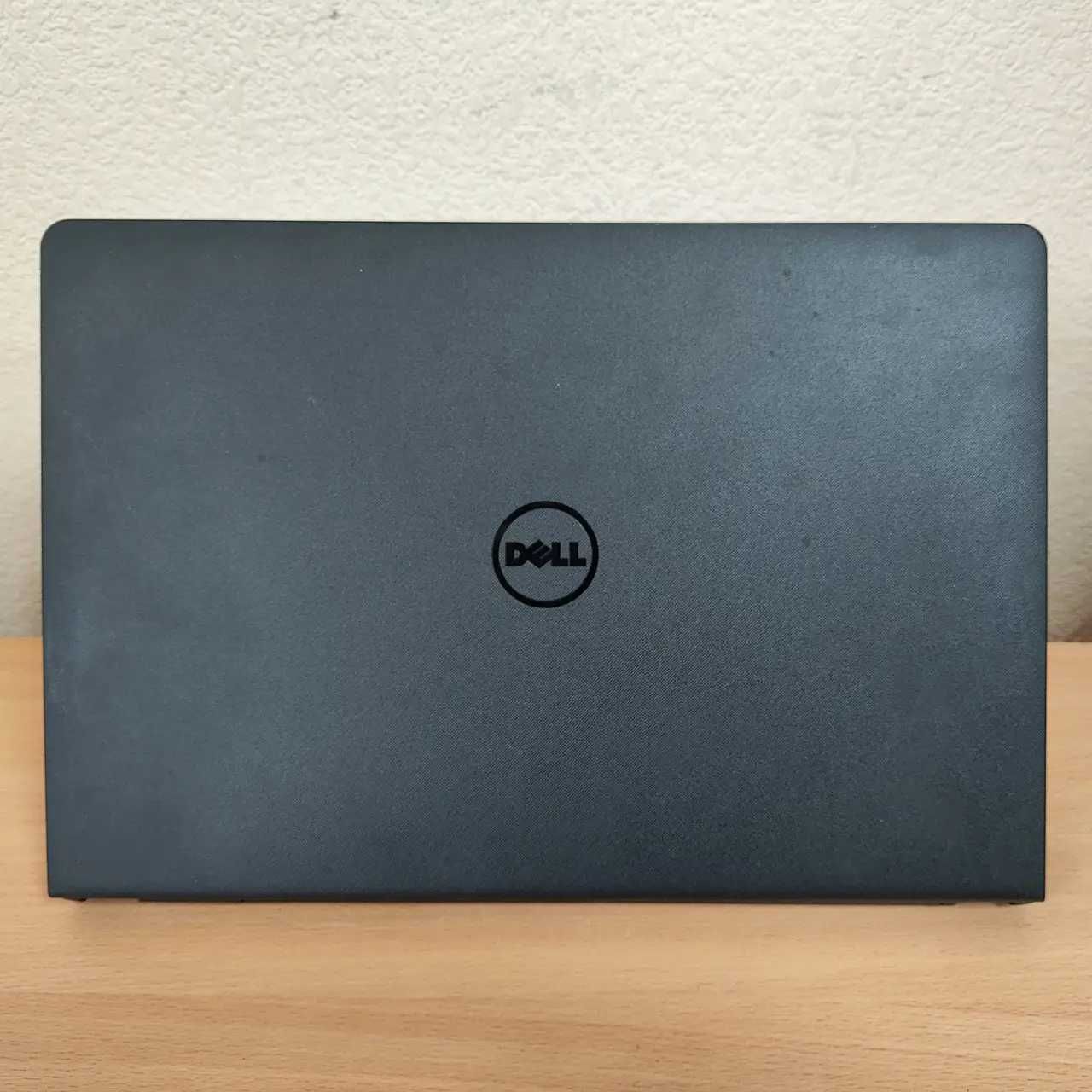 Ноутбук для роботи Dell 15-3573 15.6” N4000/4Gb DDR4/500HDD/UHD 600