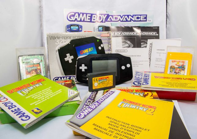Nintendo Gameboy Advance przenośna konsola + Gry Donkey Kong Kolekcja