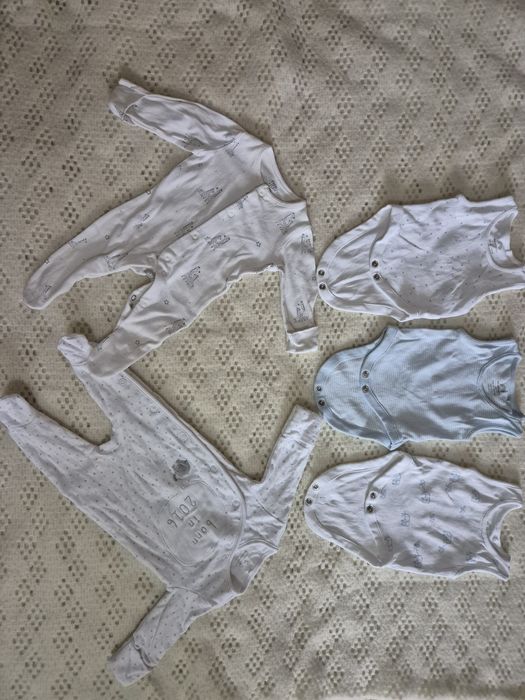 На зріст  50 см і 54 см і до 3400 кг комбінезон чоловічок на новонарод