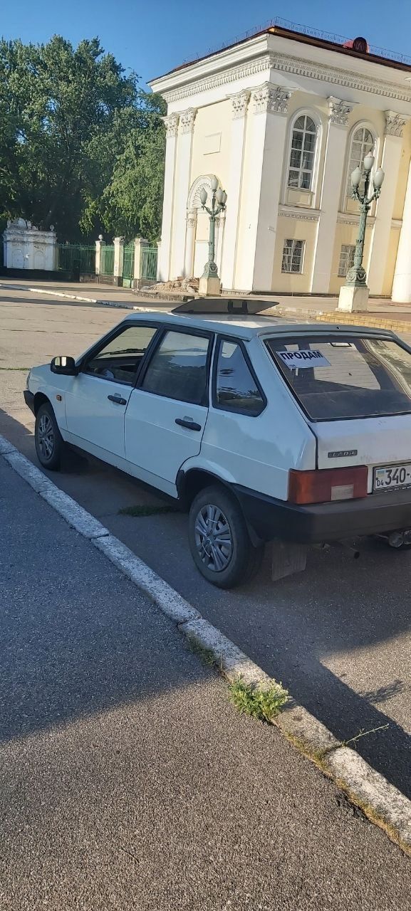 Продам Ваз 2109  1992