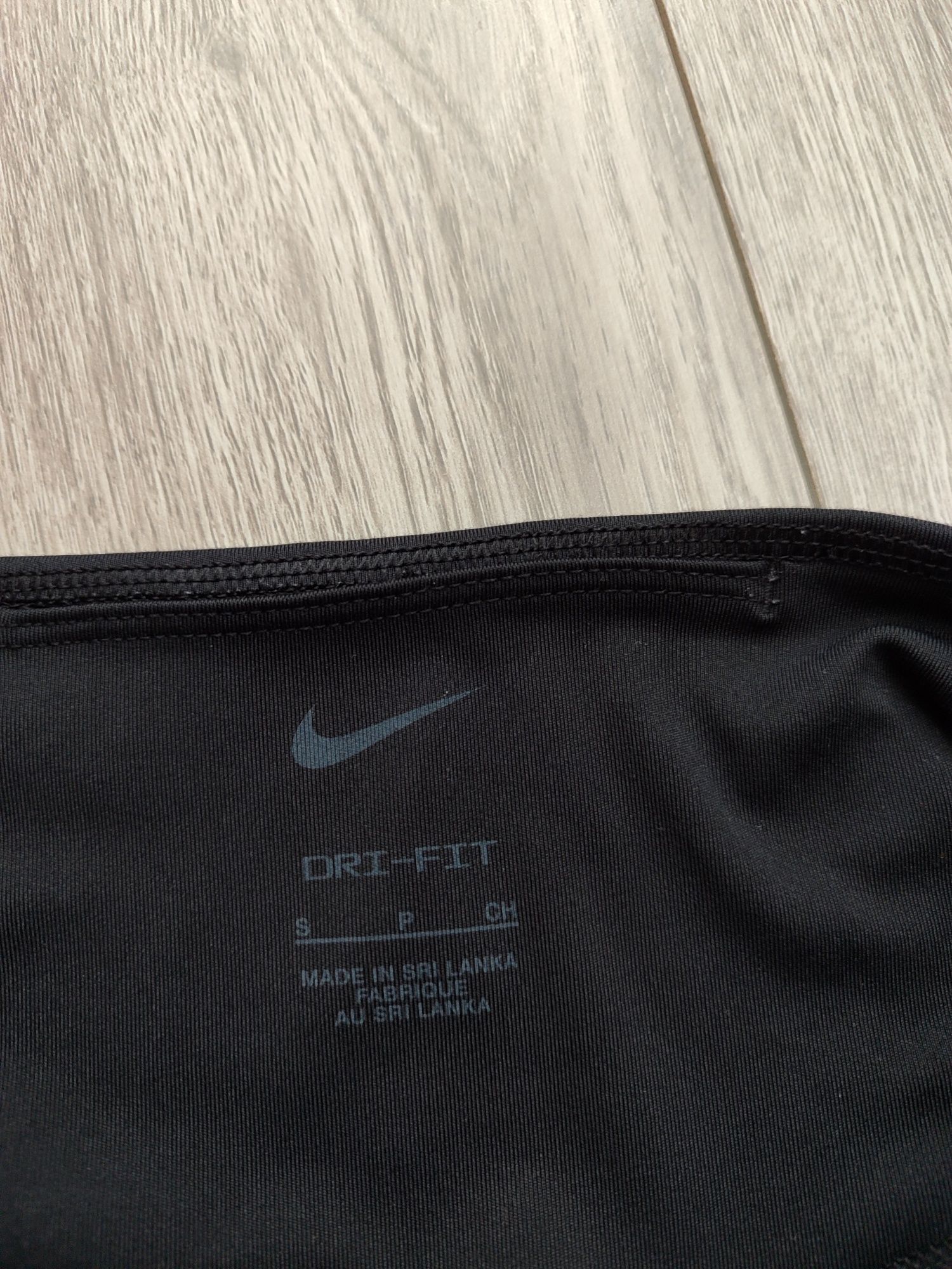 Спортивні лосіни Nike Dri-Fit розмір S