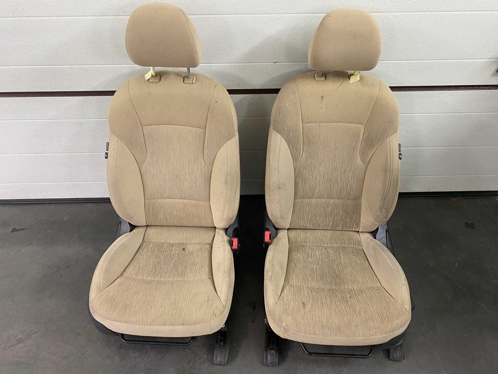 Сидіння сидения крісло переднє Hyundai Sonata YF 10-14р. Без Airbag
