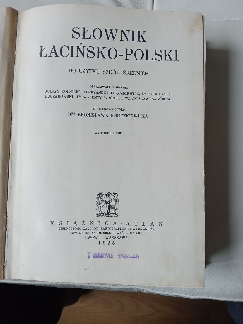 Słownik łacińsko- polski
