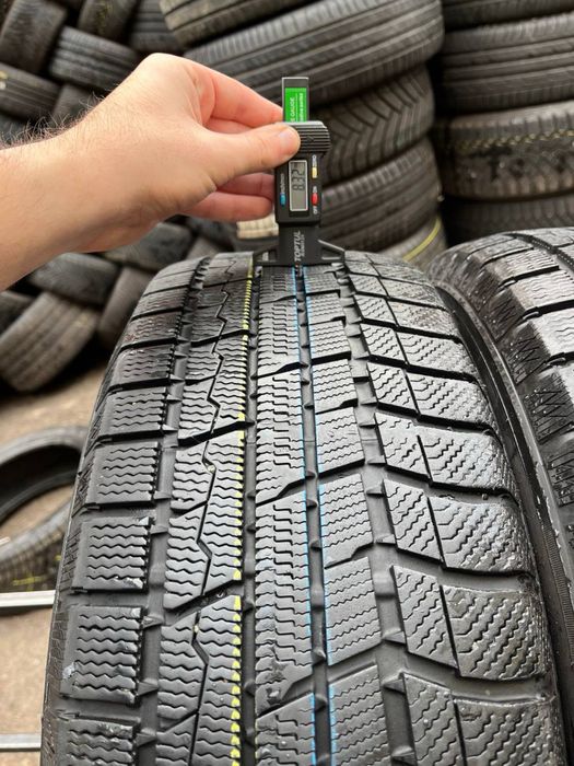 Шины БУ 215 65 R 16 TOYO WINTER Зимний комплект