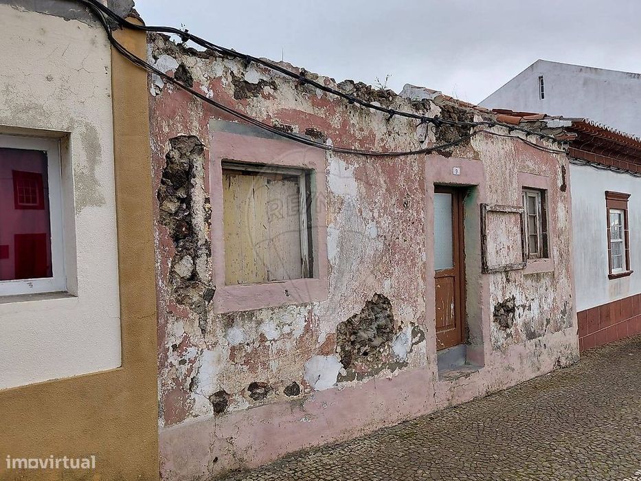 Moradia T2 para venda