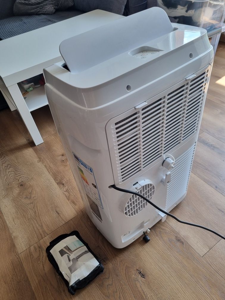 Klimatyzator przenośny EBERG COOLY 2,6kW 30m2 WiFi