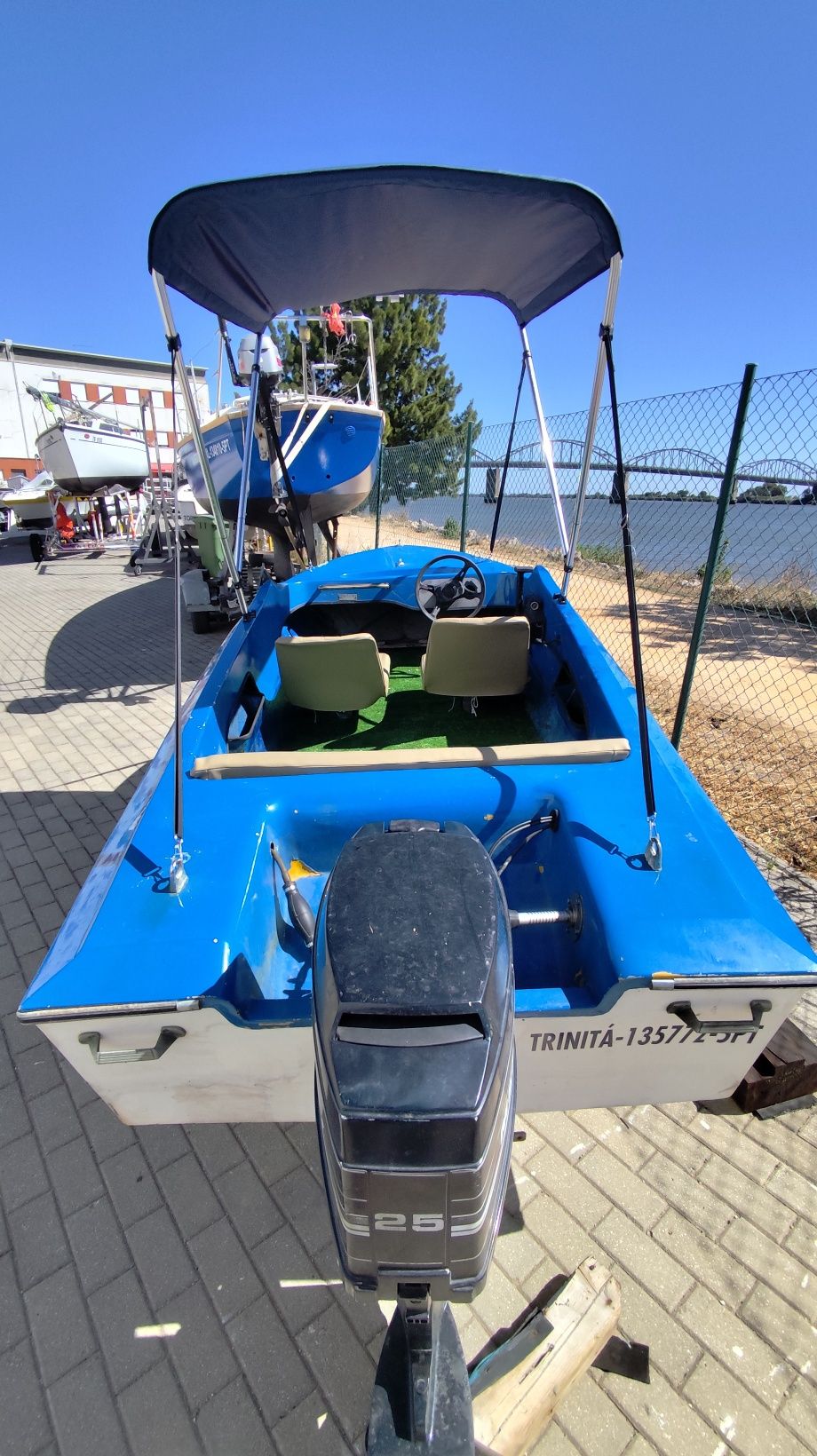 Vendo barco a motor