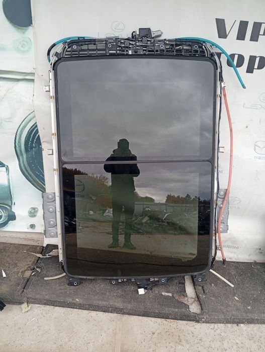 Панорама в зборі на  Toyota Highlander 20-25 року