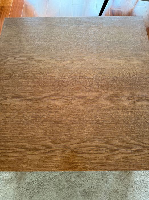 Drewniany stolik kawowy