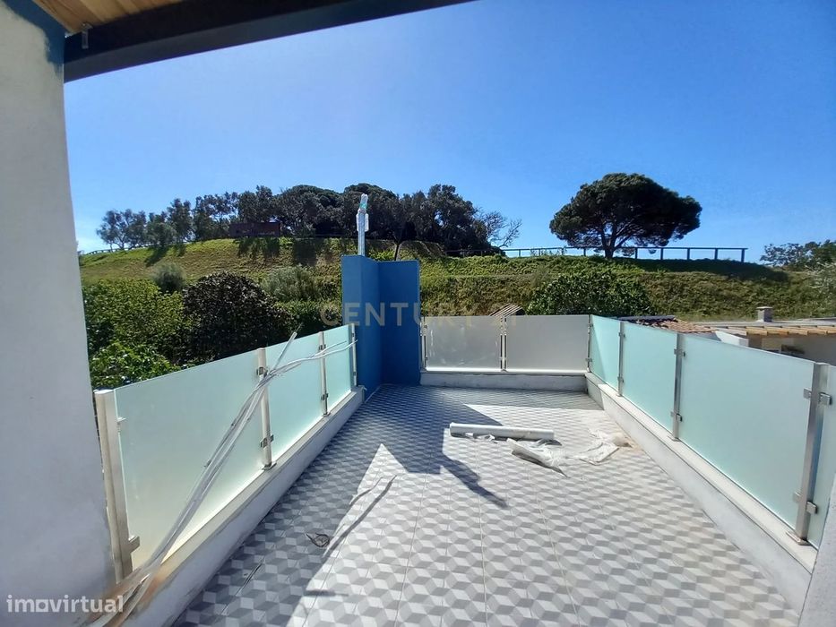 Apartamento com Terraço NOVO na Zona Histórica do Seixal