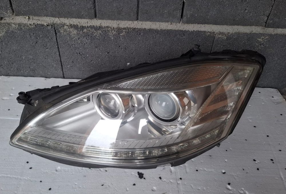 Mercedes s221 lift lampa przednia lewa