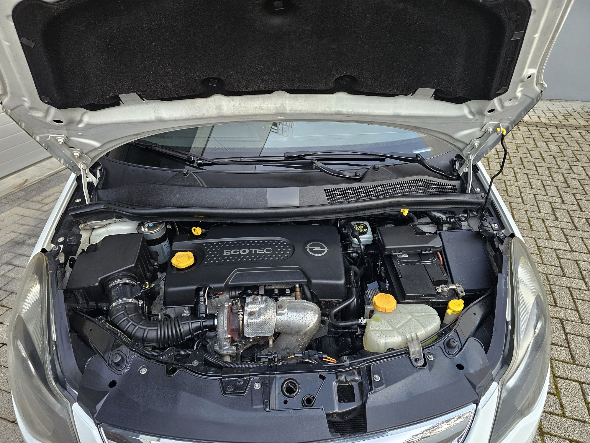 Opel Corsa VAN 1.3CDTI 75CV  - Excepcional