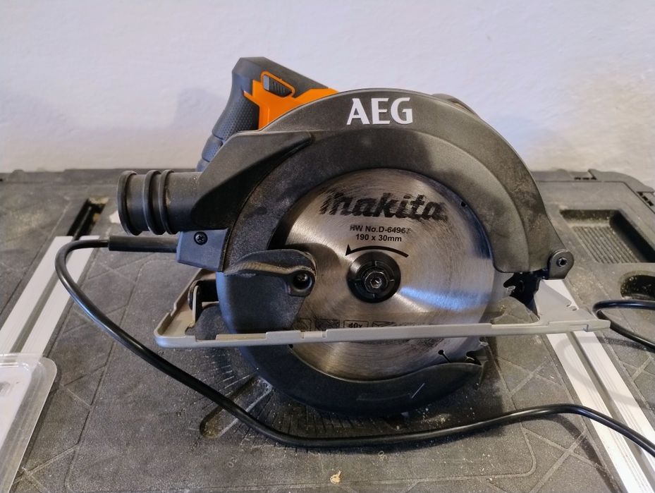 Pilarka tarczowa AEG KS12-1