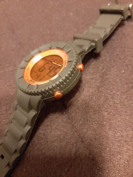 Relógio Digital Swatch